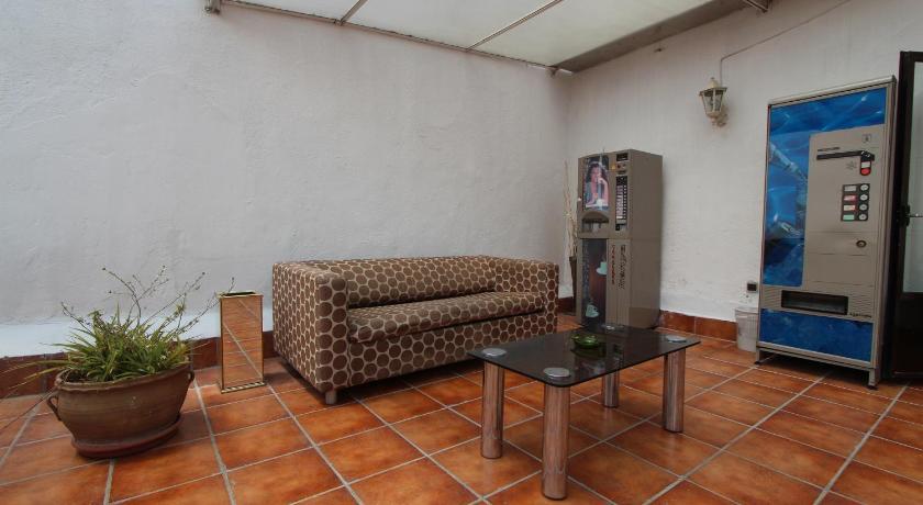 Guest house Helena 2*